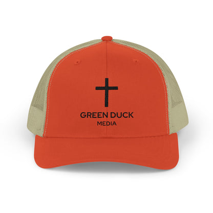 Gorra de camionero con logo de cruz - Colección Fe de Green Duck Media
